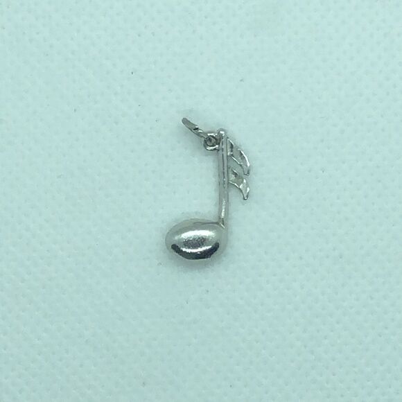 💛 Sterling Silver Music Note Charm - Picture 1 of 2